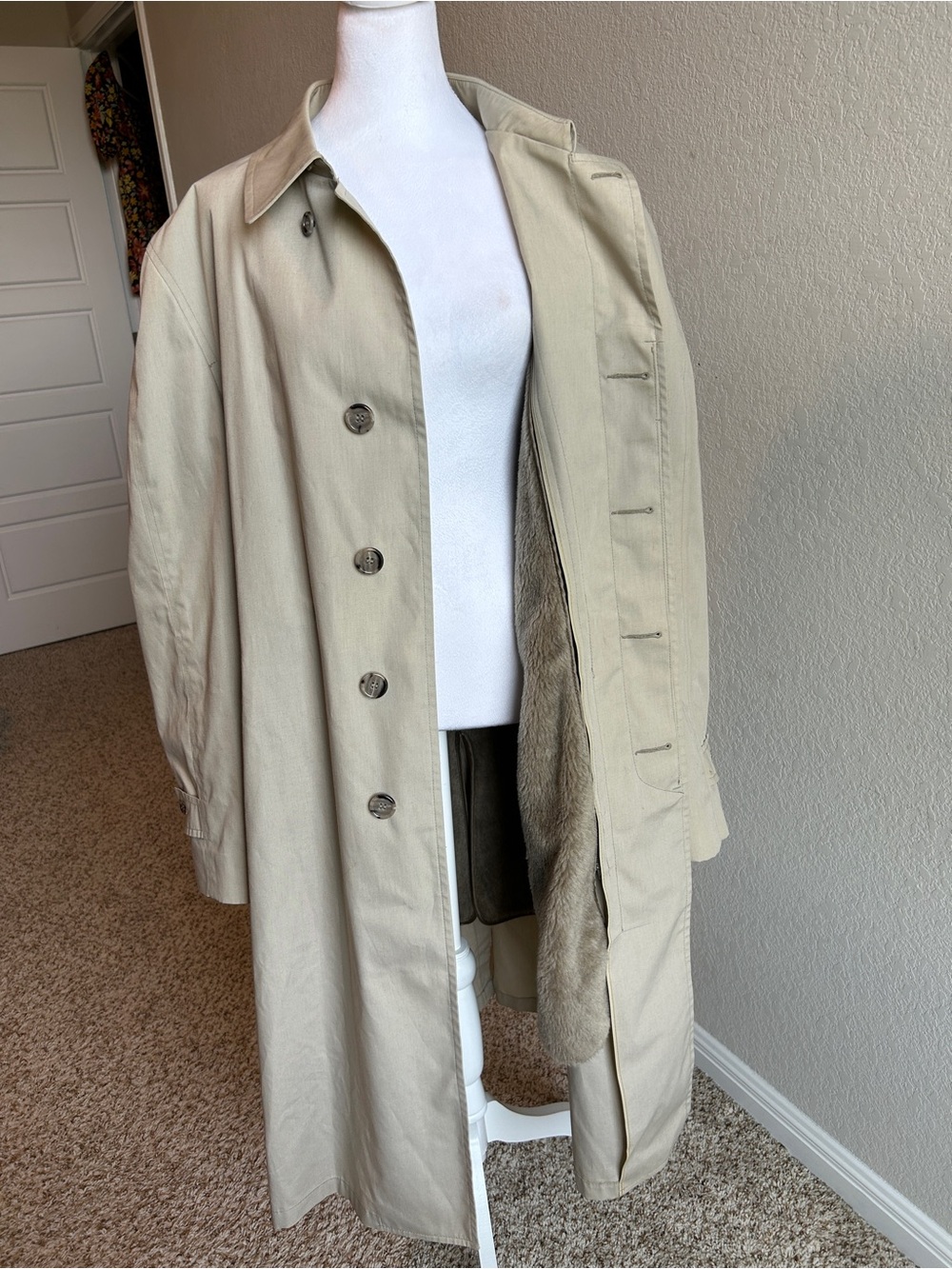 LONDON FOG by Wamsutta Vintage Men’s Khaki Lined Trench Coat Size 44 Long